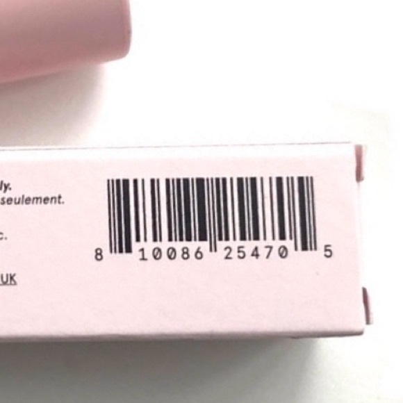 GLOSSIER G Suit Soft Touch Lip Creme CURVE - Picture 10 of 11